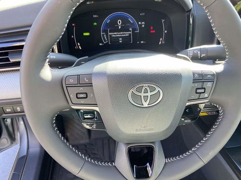 New 2026 Toyota Camry SE image 18