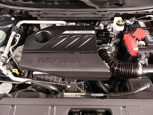 Used 2023 Nissan Rogue SV image 18