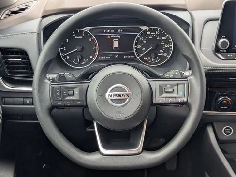 Certified 2021 Nissan Rogue SV FWD image 20