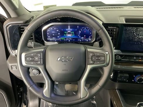 Used 2024 Chevrolet Silverado 1500 LT Trail Boss image 15