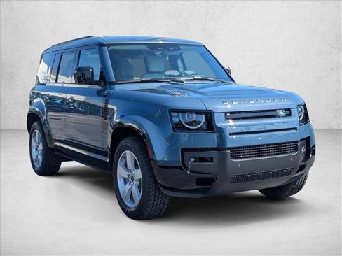 New 2026 Land Rover Defender 110 X-Dynamic SE AWD/4WD image 7