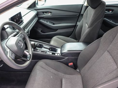Certified 2023 Honda Accord EX image 21