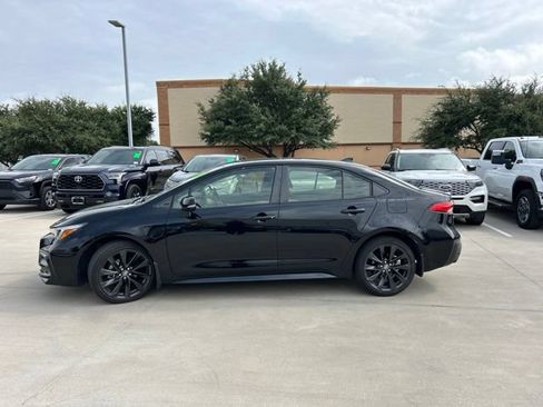 Used 2024 Toyota Corolla SE w/ SE Package FWD image 6