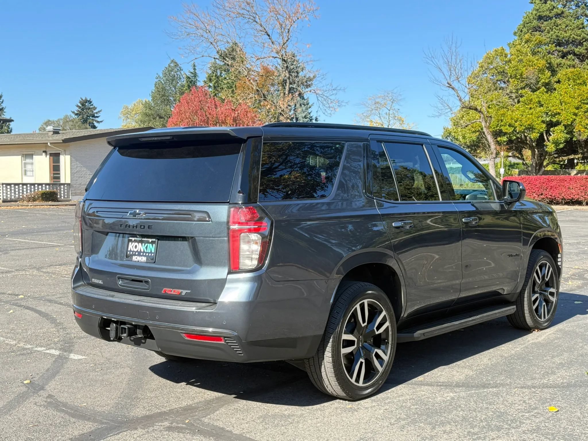 Used 2021 Chevrolet Tahoe RST w/ Rear Media and Nav Package AWD/4WD image 5
