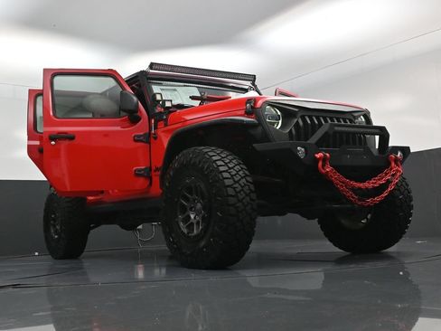 Used 2021 Jeep Wrangler Unlimited Sport AWD/4WD image 27