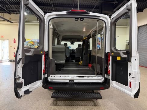 Used 2019 Ford Transit 150 148 Medium Roof image 22
