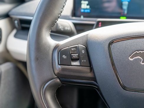 Used 2021 Ford Mustang Mach-E Premium image 27