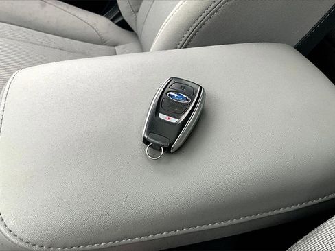 Used 2023 Subaru Legacy Premium image 9