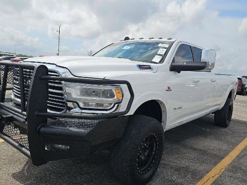 Used 2019 RAM 2500 Laramie image 1