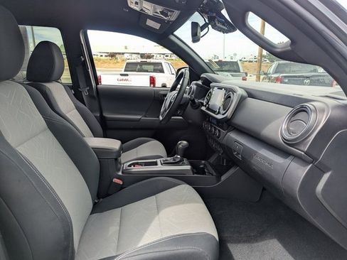 Used 2023 Toyota Tacoma TRD Off-Road w/ Technology Package image 35