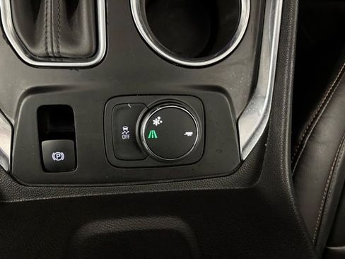 Used 2019 Chevrolet Traverse LT w/ LPO, Floor Liner Package image 22