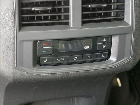 Used 2019 Volkswagen Atlas SEL Premium AWD/4WD image 11