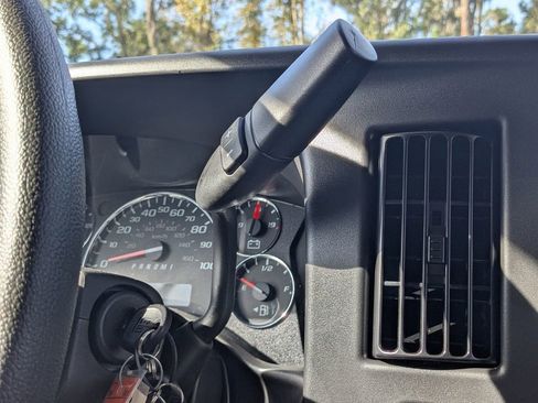 New 2025 Chevrolet Express 2500 w/ Driver Convenience Package image 23