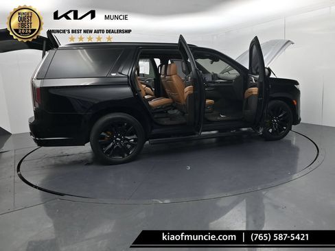 Used 2021 Cadillac Escalade Sport w/ Driver Assist Tech Package AWD/4WD image 66