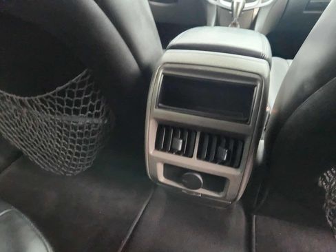 Used 2010 Cadillac SRX 2WD image 16