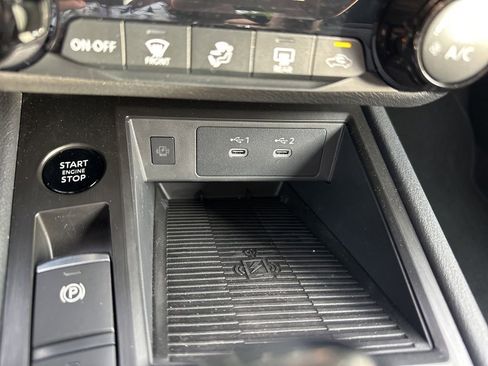 New 2026 Nissan Kicks SV image 19