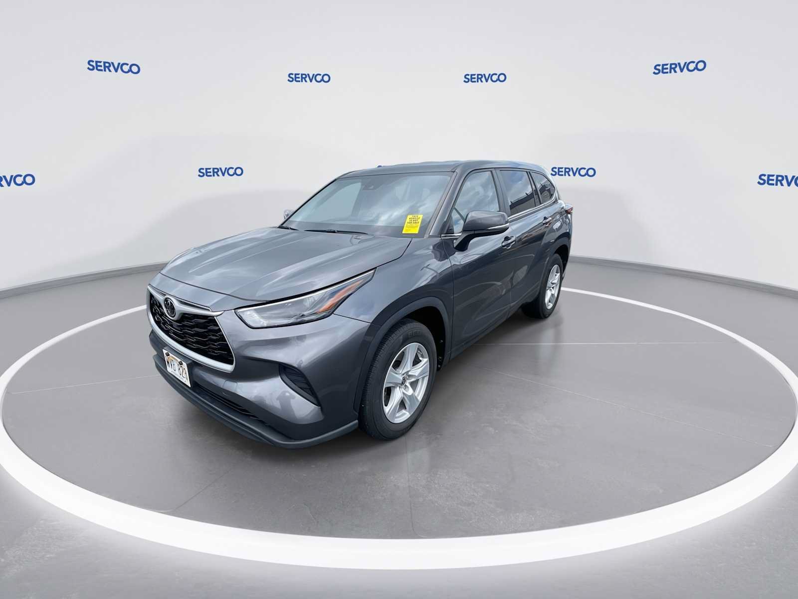 Used 2023 Toyota Highlander L FWD image 4
