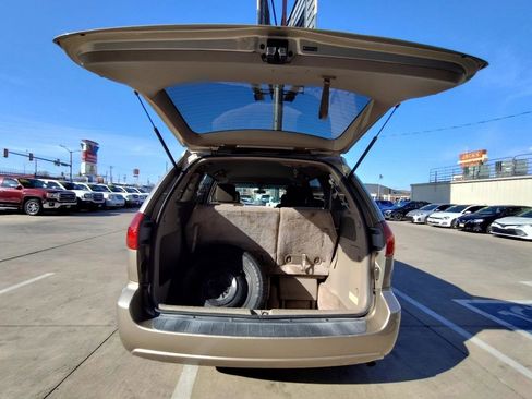 Used 2006 Toyota Sienna LE image 38