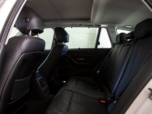 Used 2014 BMW 328d xDrive Wagon image 18