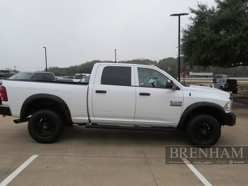 Used 2016 RAM 2500 Tradesman w/ Chrome Appearance Group image 7