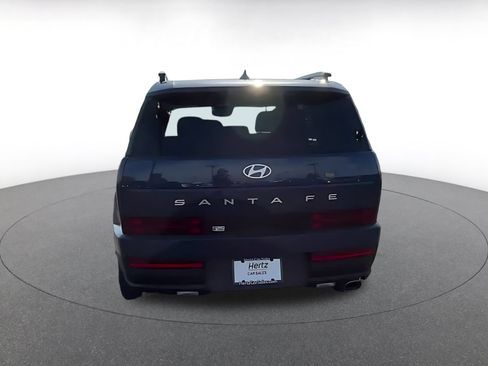 Used 2025 Hyundai Santa Fe SEL FWD image 10