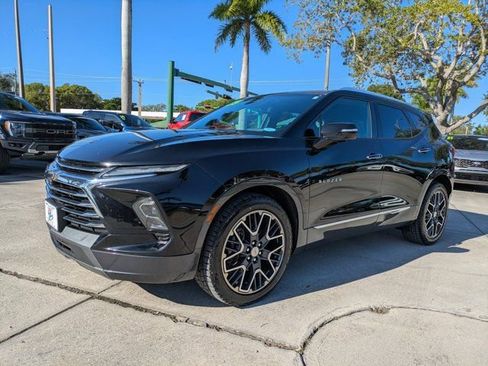 Used 2023 Chevrolet Blazer Premier w/ Driver Confidence II Package image 7