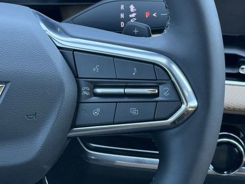 New 2026 Chevrolet Equinox ACTIV w/ Convenience Package III FWD image 14