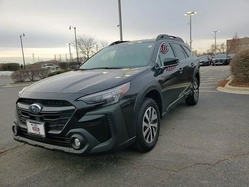 Certified 2024 Subaru Outback Premium image 9