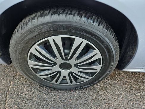 Used 2006 Buick Lucerne CXL w/ Luxury Package FWD image 23