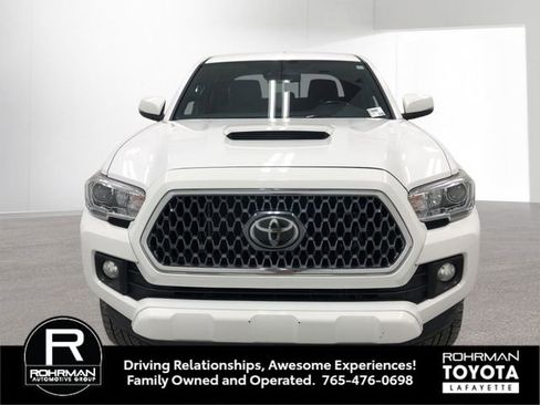 Used 2019 Toyota Tacoma TRD Sport image 10
