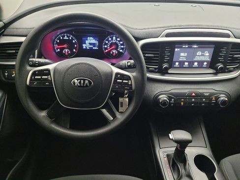 Used 2020 Kia Sorento LX FWD image 22
