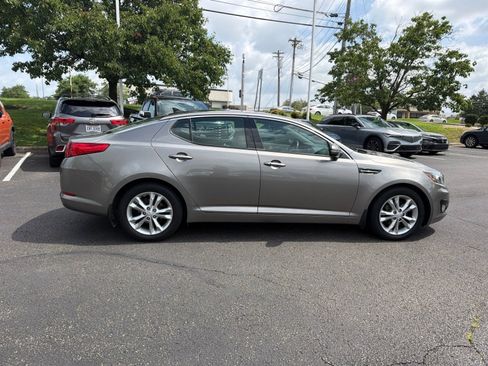 Used 2012 Kia Optima EX w/ Premium Pkg FWD image 24