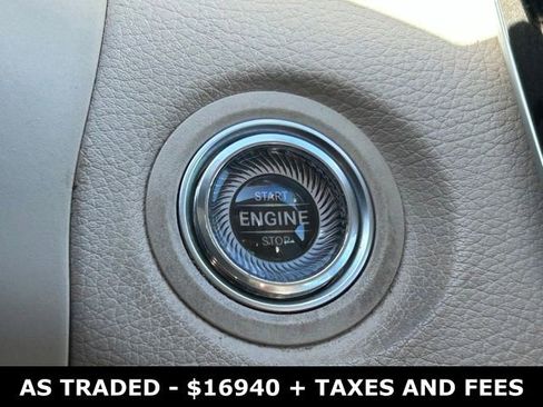 Used 2019 Mercedes-Benz C 300 Sedan image 27