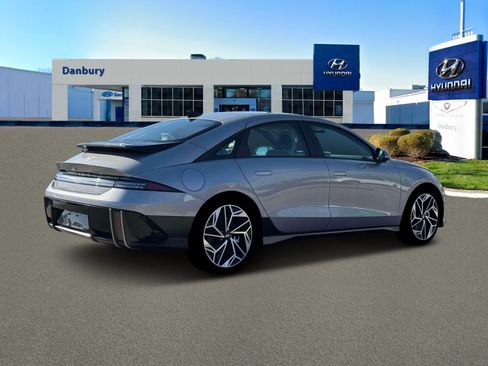 New 2024 Hyundai Ioniq 6 SEL AWD/4WD image 16