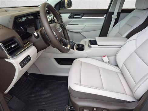 New 2027 GMC Terrain Denali w/ LPO, Floor Liner Package AWD/4WD image 4
