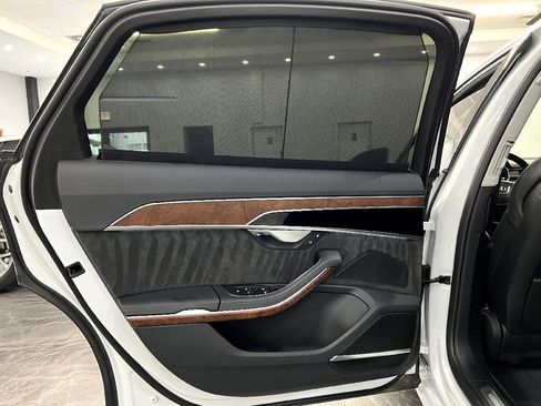 Used 2019 Audi A8 L 3.0T w/ Executive Package image 31