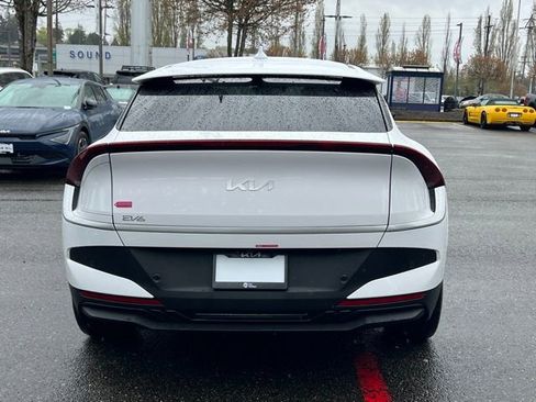 Certified 2025 Kia EV6 Light w/ Light LR Technology Package AWD/4WD image 8