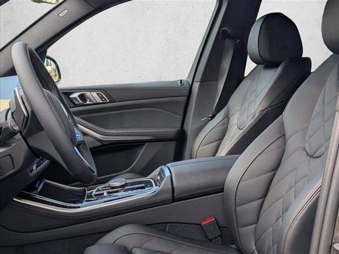 New 2026 BMW X5 xDrive40i w/ Premium Package image 4