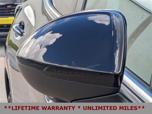 Used 2023 Buick Envision Avenir image 13