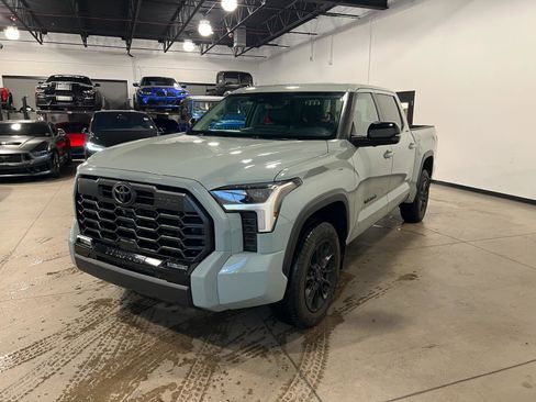 Used 2024 Toyota Tundra Limited w/ TRD Off-Road Package AWD/4WD image 7
