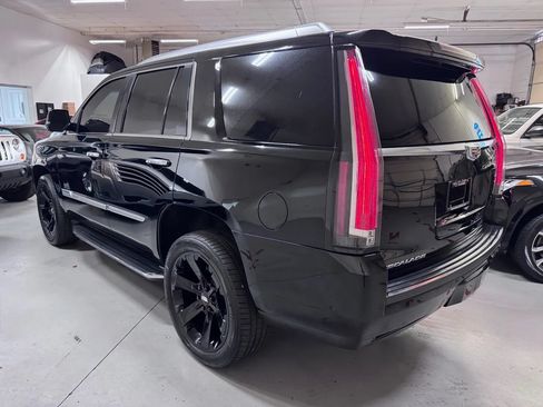 Used 2019 Cadillac Escalade 2WD w/ LPO, Radiant Package image 5