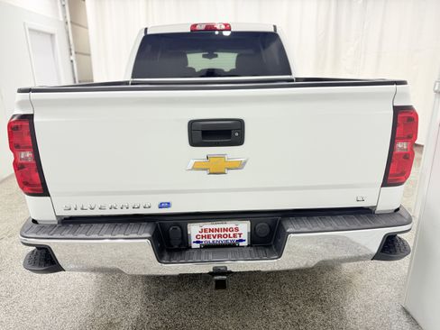 Used 2017 Chevrolet Silverado 1500 LT w/ LT Eassist Package image 9