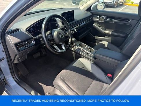 Used 2022 Honda Civic Touring image 5