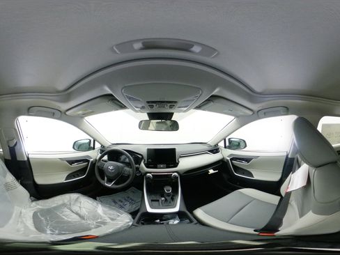 New 2025 Toyota RAV4 XLE Premium image 33