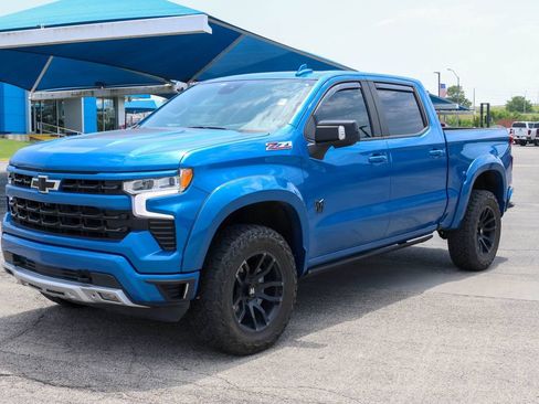 Used 2022 Chevrolet Silverado 1500 RST AWD/4WD image 23