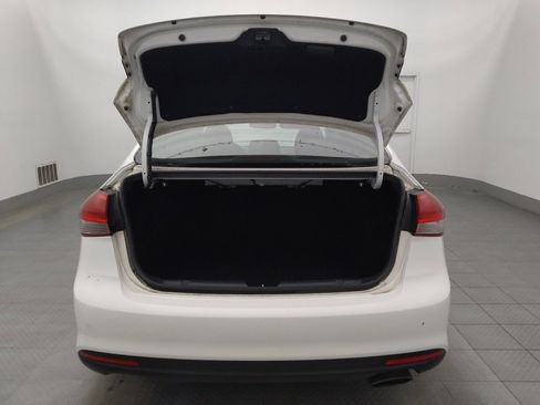 Used 2018 Kia Forte S image 29