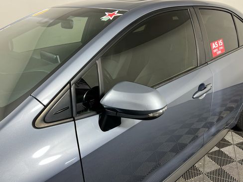 Used 2020 Toyota Corolla SE w/ SE Premium Package FWD image 12