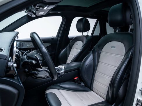 Used 2019 Mercedes-Benz GLC 63 AMG 4MATIC w/ Multimedia Package image 24