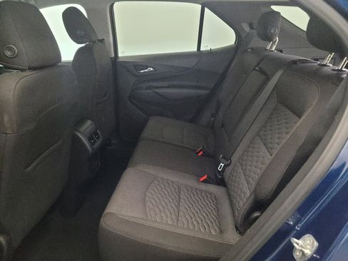 Used 2020 Chevrolet Equinox LT FWD image 18