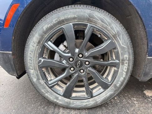 Certified 2023 Chevrolet Equinox RS w/ RS Leather Package AWD/4WD image 9